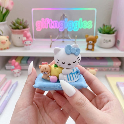 Cute Hello Kitty Figurine