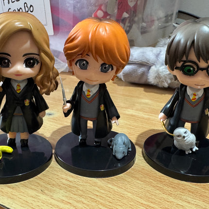 Harry Potter, Ron Weasley & Hermione Granger Mini Figure Set (3-Piece) – 10cm Chibi Action Figures with Pets & Base Stands