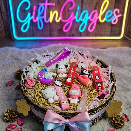 Sanrio Charms Combo (5 Unique Keychains / Bag Charms)