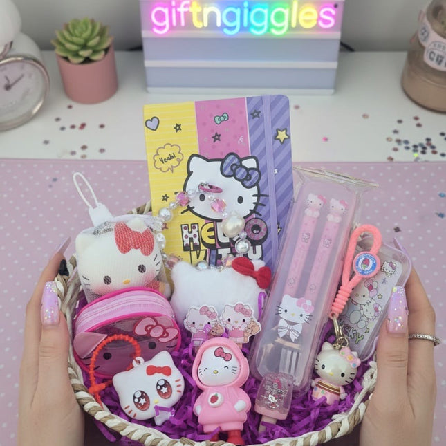 Hello Kitty Combo (10 Unique Items)