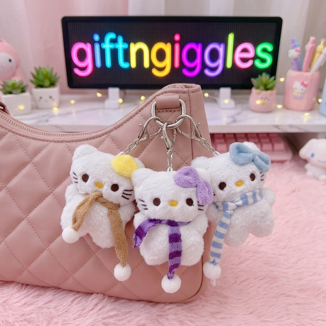 Adorable Hello Kitty Plush Charm with Scarf – Keychain for Bags 🎒🧶💫