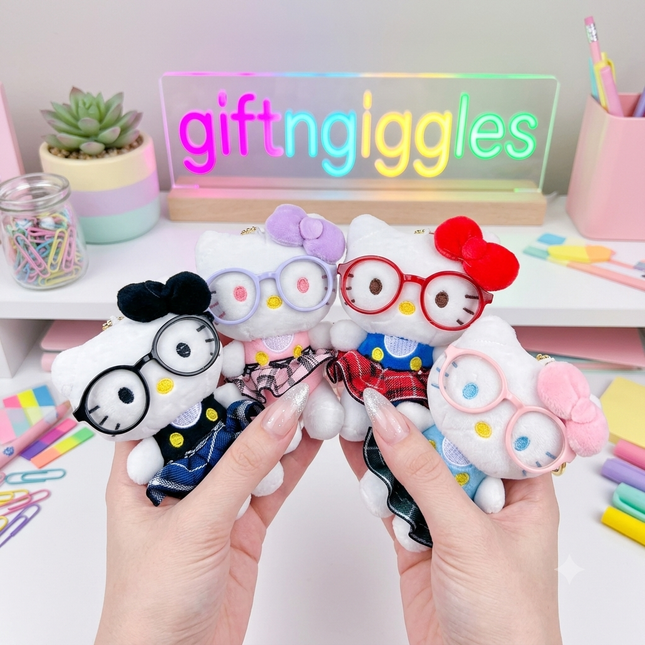 🎀 Cute Sanrio Hello Kitty Nerd Plush Keychain & Bag Charm 🎀