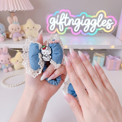 💖 Hello Kitty Denim Bow Scrunchies 🎀