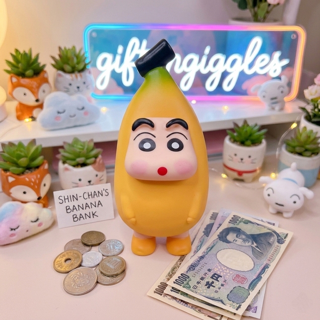🍌 Crayon Shinchan Banana Money Bank – Cute Anime Piggy Bank 🪙