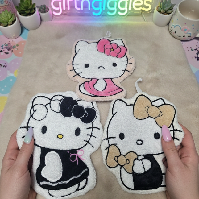 Hello Kitty Hand Towel