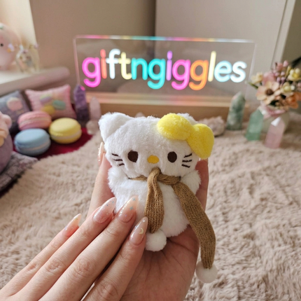 Adorable Hello Kitty Plush Charm with Scarf – Keychain for Bags 🎒🧶💫