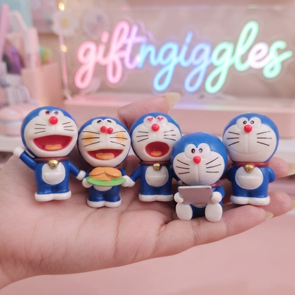 Adorable Doraemon  Figurines 🤖✨