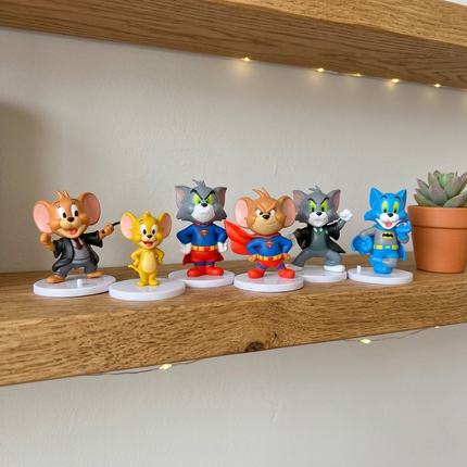Tom nd Jerry Figurine