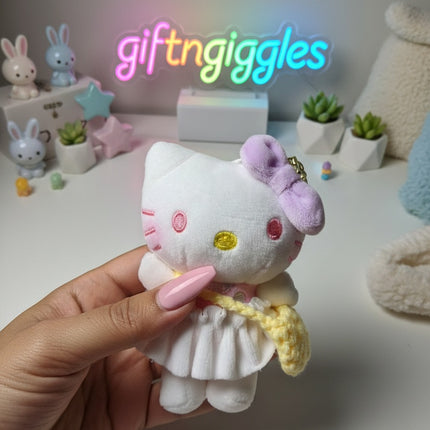 Hello Kitty Plushy / Bag Charm